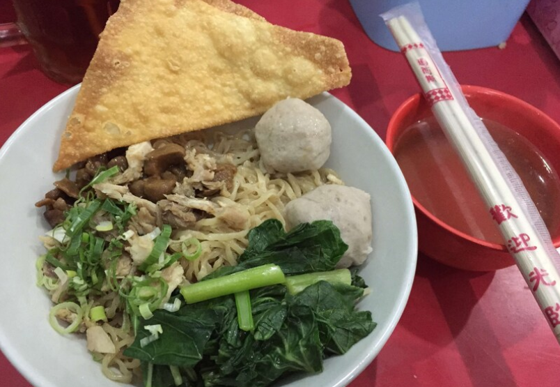 mie ayam terbaik di Depok - bakmi ayam Aping