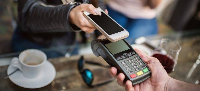 keuntungan dan kerugian transaksi cashless