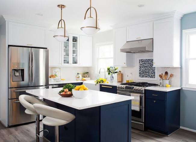 ruangan navy blue untuk dapur modern