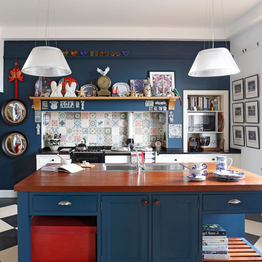 nuansa navy blue untuk dapur 