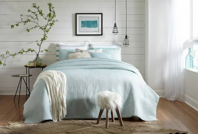 tren kamar tidur 2020 farmhouse sentuhan baby blue