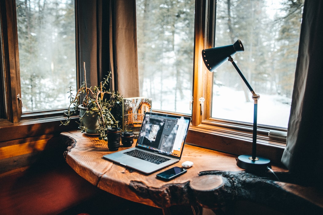 desk laptop