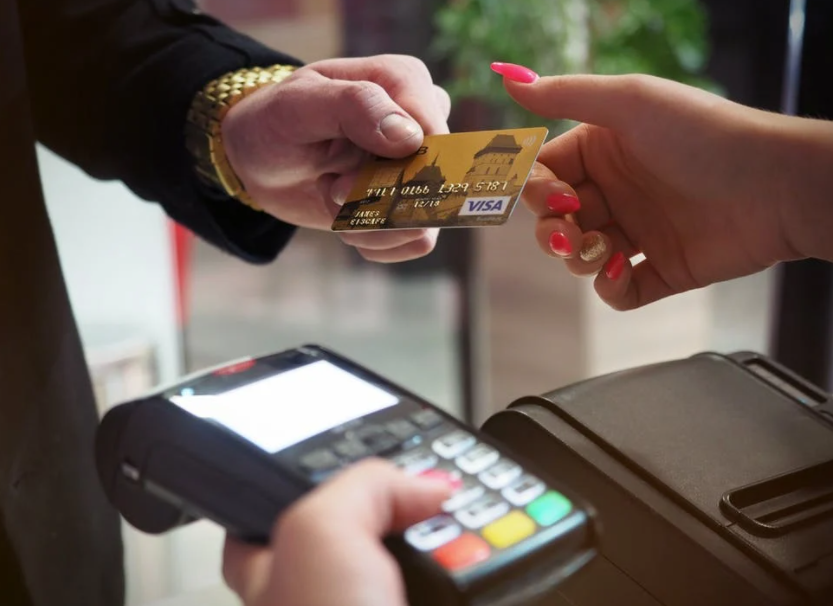 tips menabung untuk pelajar dan mahasiswa - kartu kredit