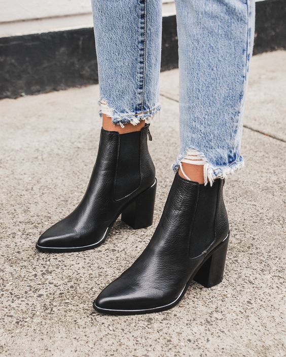 sepatu ankle boots