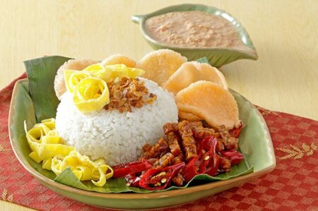 Nasi uduk legendaris di Jakarta