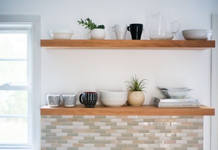 DIY Cara Membuat Rak Dinding Floating Shelves