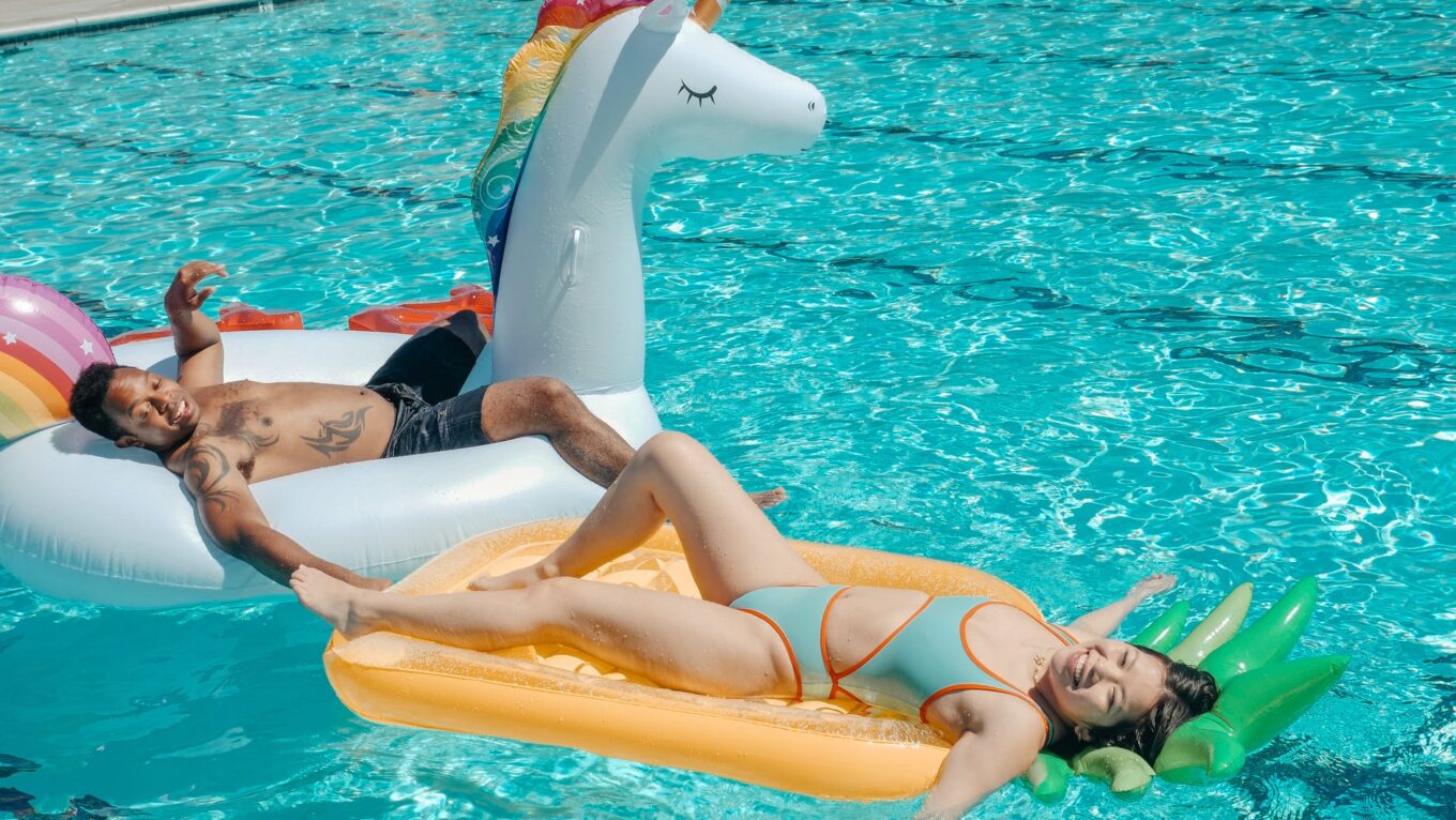 pool floats unik