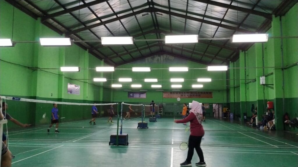 Lapangan badminton di Jakarta