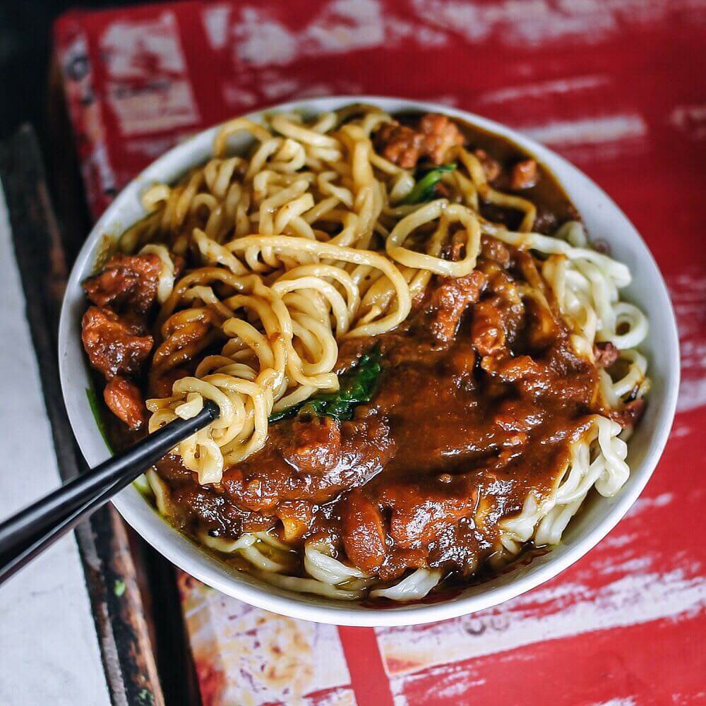 mie ayam bu tumini jogja - kuliner legendaris yogyakarta