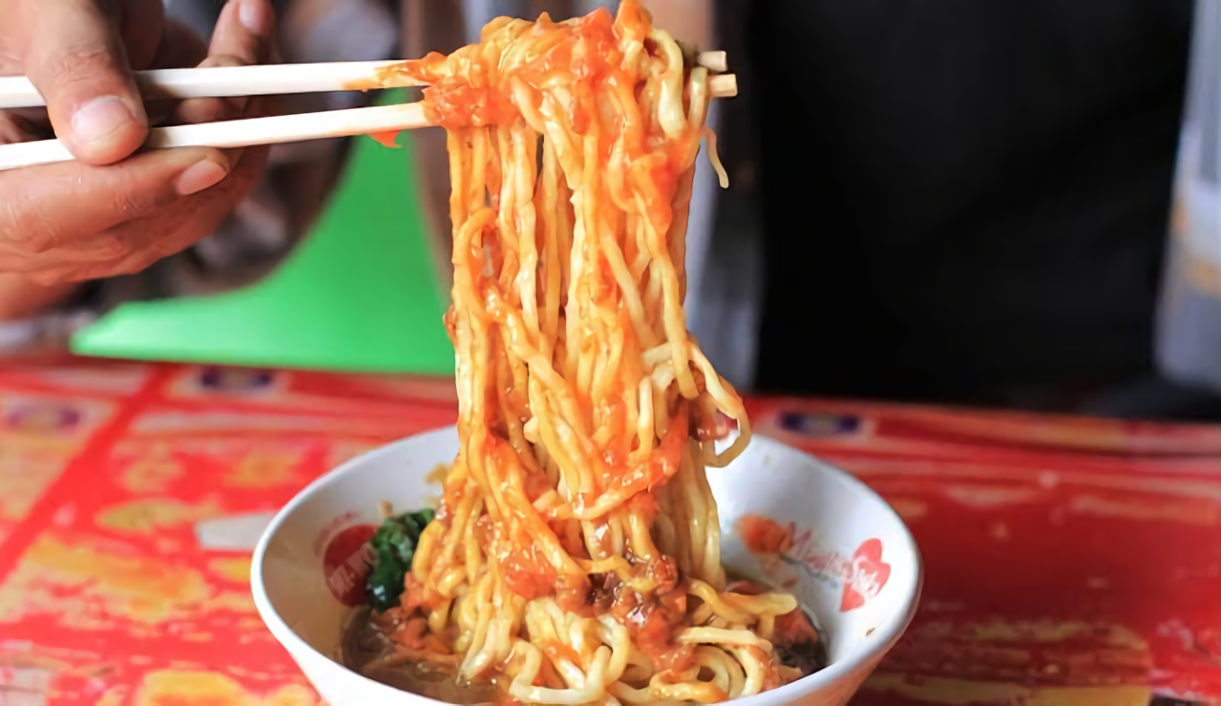 mie ayam tumini yogyakarta - kuliner viral jogja