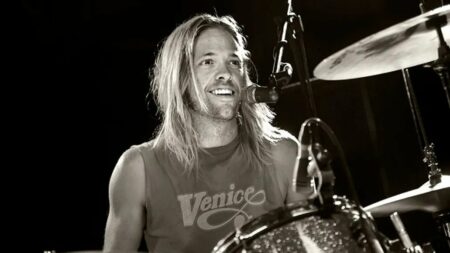 prestasi Taylor Hawkins Foo Fighters