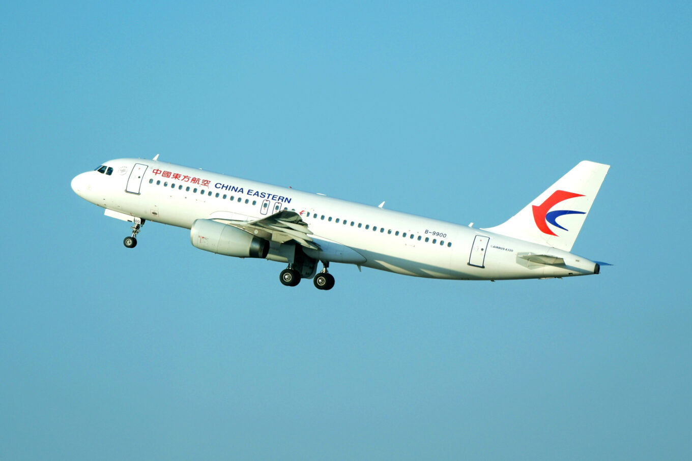 fakta pesawat boeing 737-800 china eastern jatuh