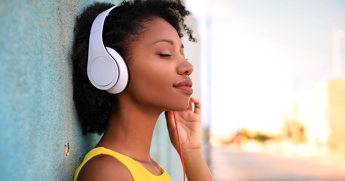 Manfaat Mendengarkan Musik bagi Kesehatan Mental dan Fisik