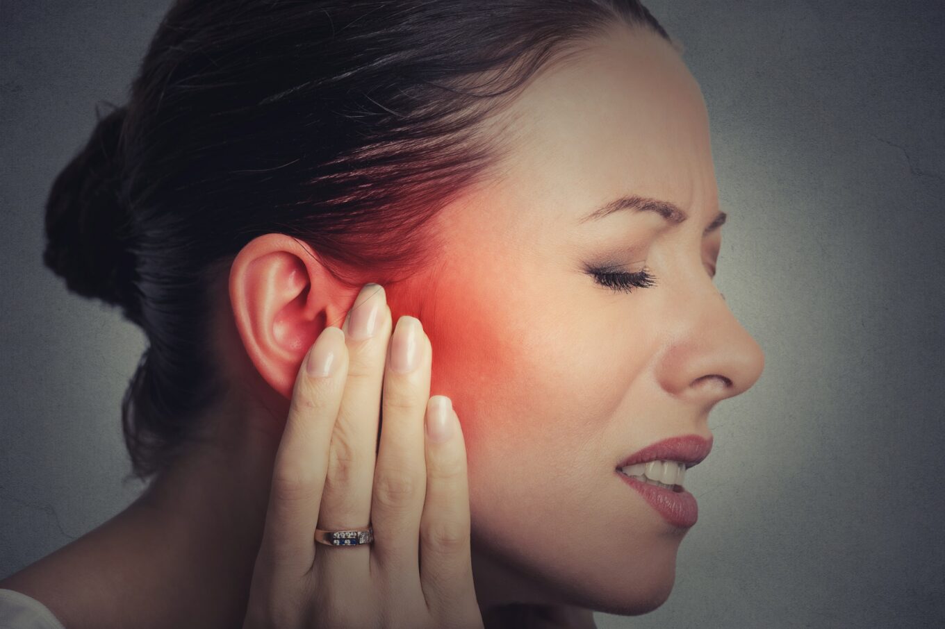 penyebab telinga berdengung dan cara mengatasinya