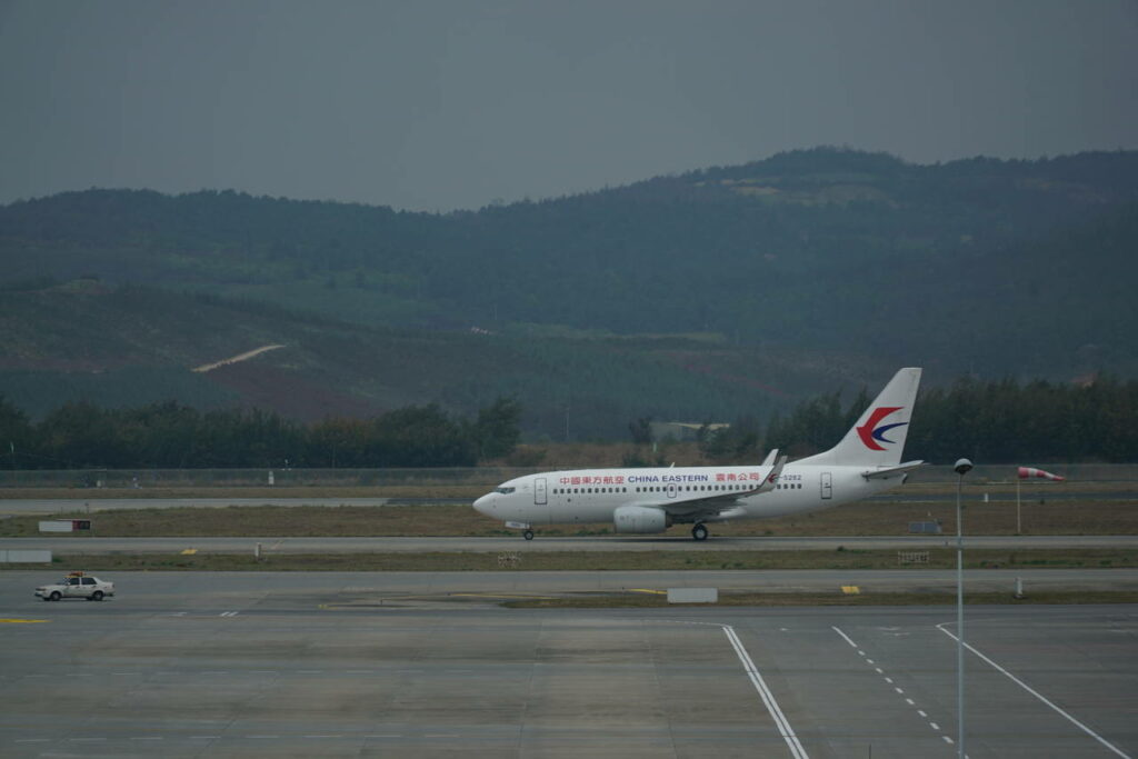 pesawat china eastern jatuh