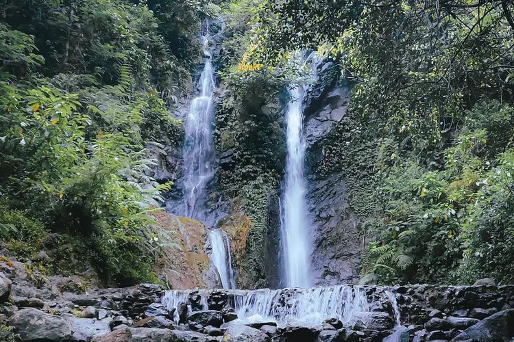 tempat wisata curug terdekat di bogor