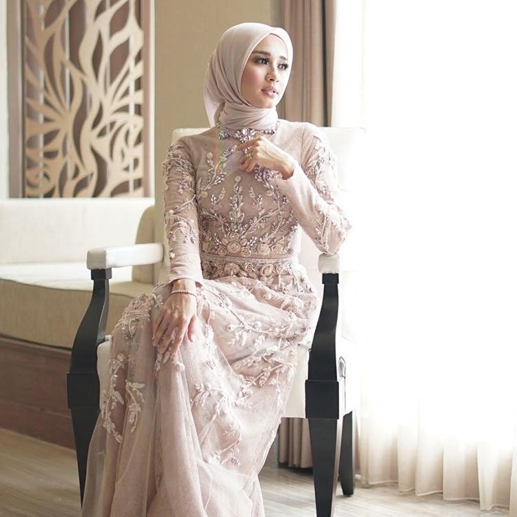 model gamis brokat kombinasi satin terbaru