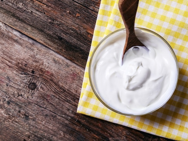 tips mencerahkan kulit dengan yogurt