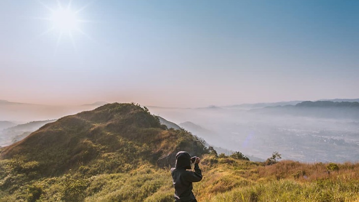 bukit karang numpang, sabana ala Sumba di Sukabumi