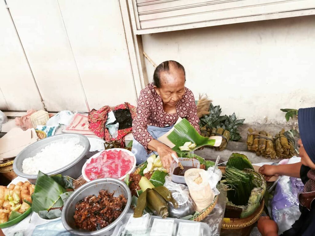 jajanan pagi jogja