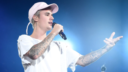 lirik lagu justin bieber konser