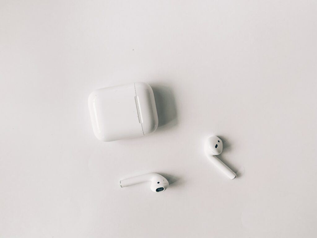 cara menggunakan headset airpods