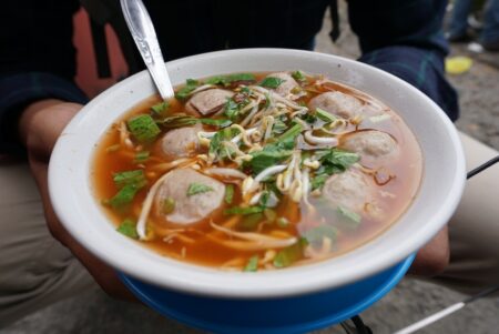 rekomendasi bakso enak surabaya