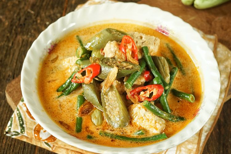 sayur lodeh bumbu iris