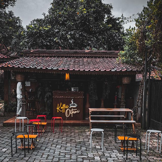 cafe outdoor jakarta timur