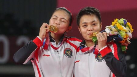 atlet bulutangkis indonesia putri