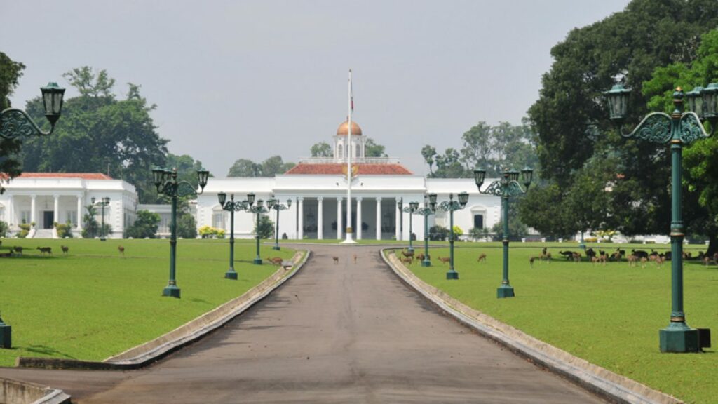 misteri istana bogor