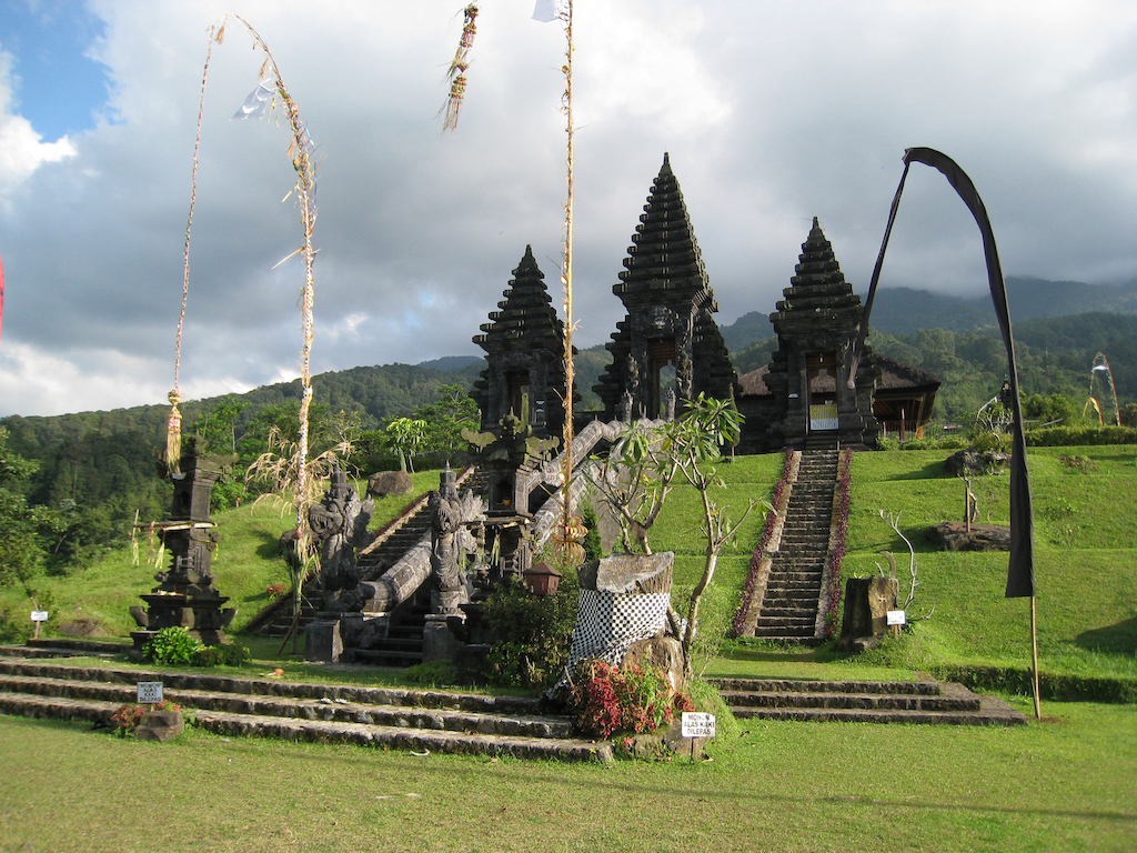 Pura Parahyangan Agung Jagatkarta 8