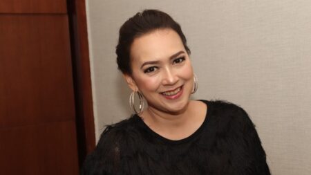 Artis Indonesia Awet Muda