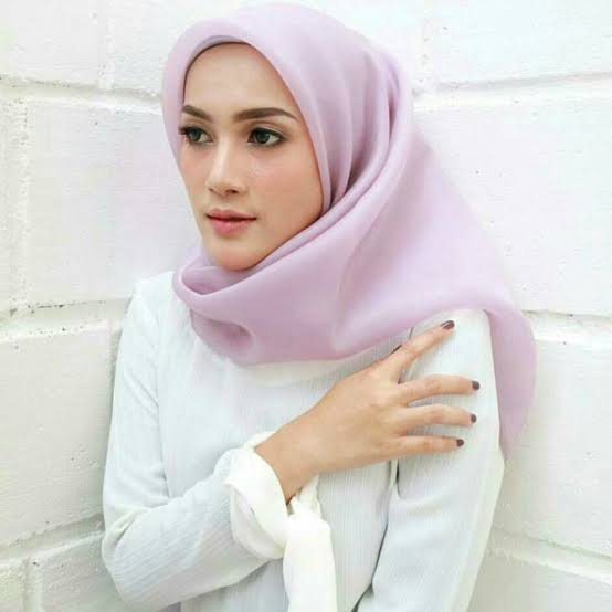 Gaya hijab wajah bulat