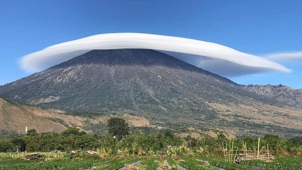 misteri gunung rinjani