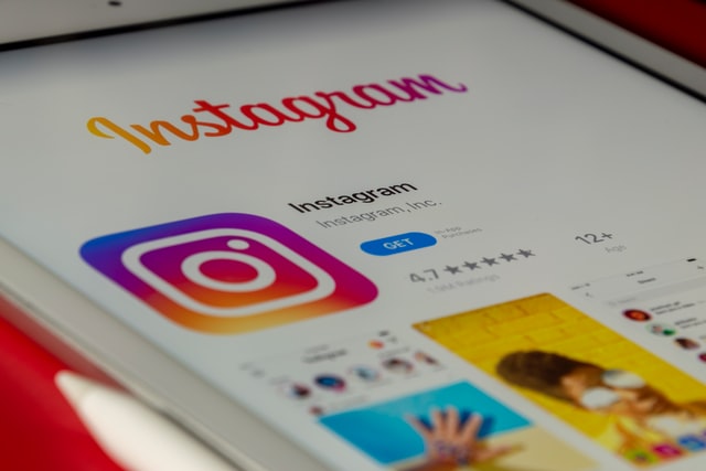 instagram - influencer yang punya bisnis