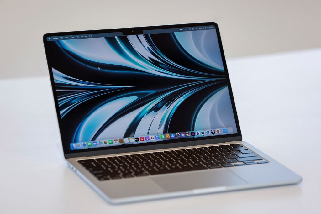 macbook air m2