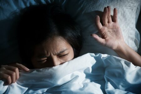 cara bangun dari sleep paralysis