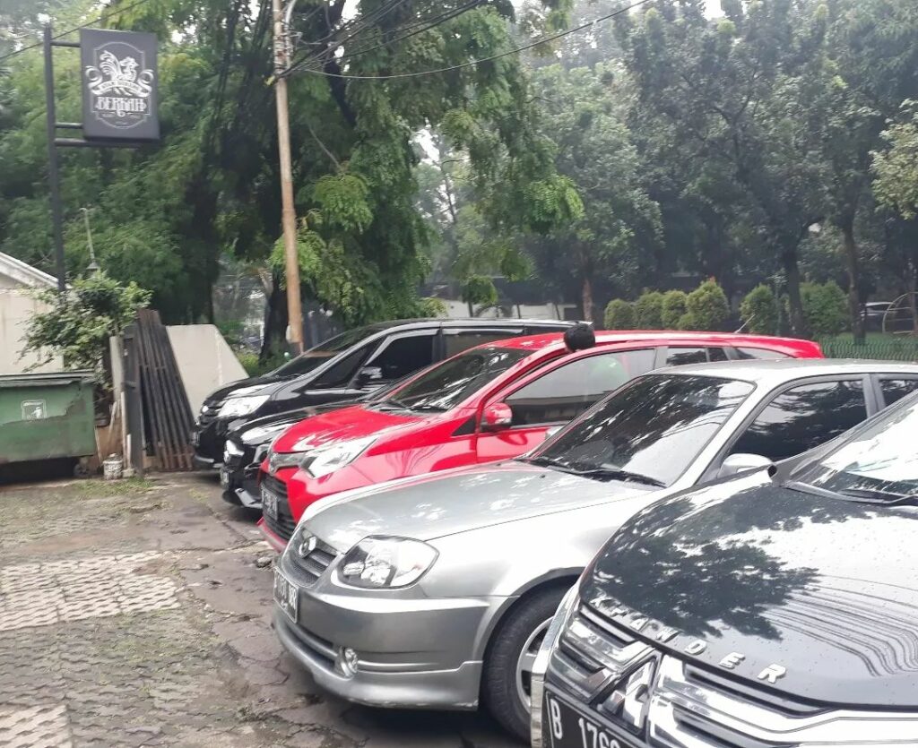 rental mobil terdekat